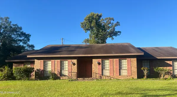 501 Oakbrook Drive, McComb, MS 39648