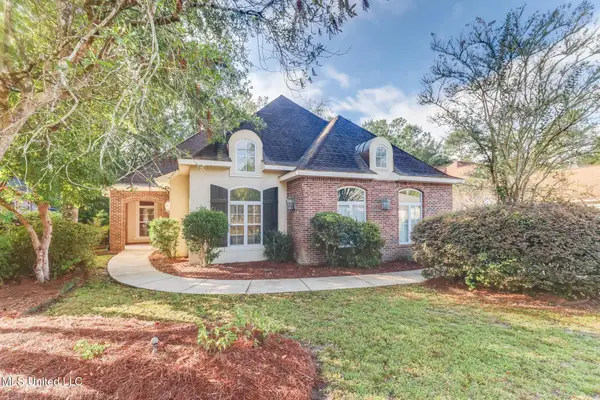 6446 Kome Drive, Diamondhead, MS 39525