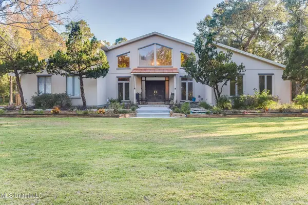 23444 Woodland Way, Pass Christian, MS 39571