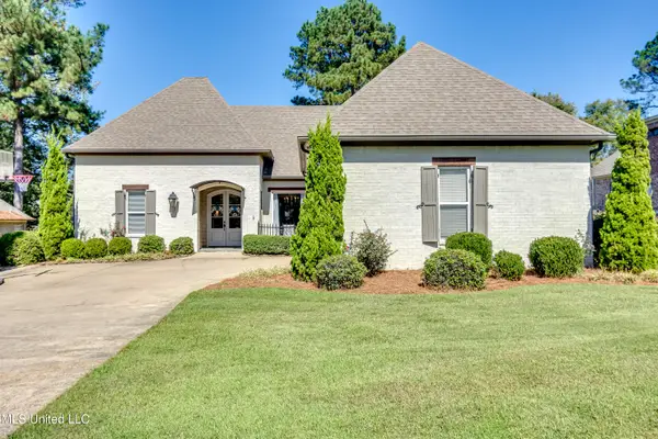 156 Cottonwood Drive, Madison, MS 39110