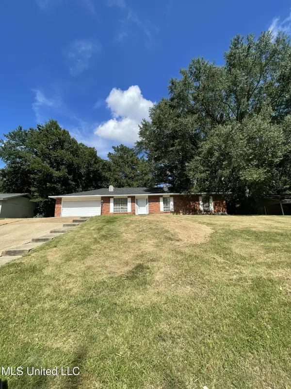 1422 Wooddell Drive, Jackson, MS 39212
