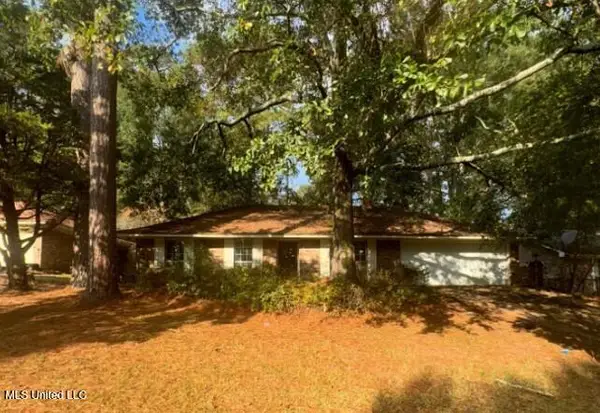 4775 Old Lake Road, Jackson, MS 39212