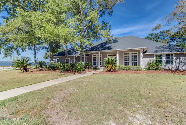 454 Carmargue Lane, Biloxi, MS 39531