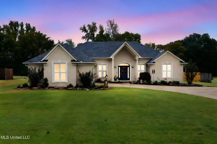 114 Ethelyn Smith Drive, Senatobia, MS 38668 - Image #2