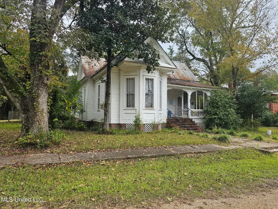 305 N Vine Street, Lexington, MS 39095 - Image #2