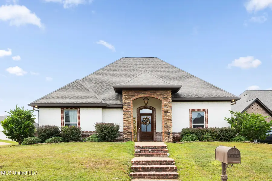 401 Emerald Trail, Brandon, MS 39047 - Image #2