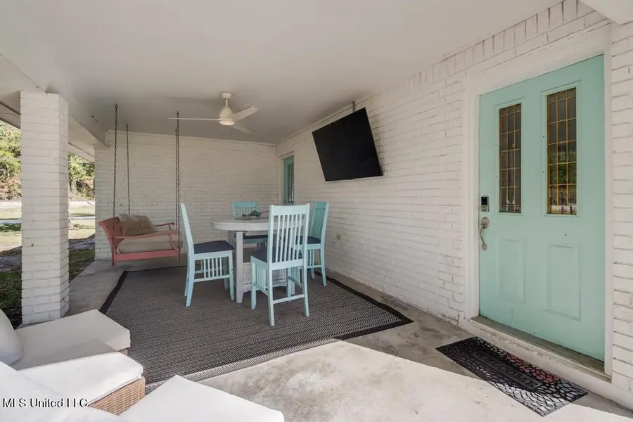 408 Favre Street, Waveland, MS 39576 - Image #3