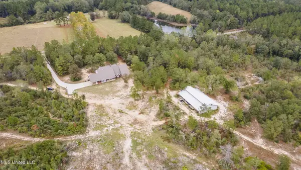 454 Earlville Road, Lucedale, MS 39452