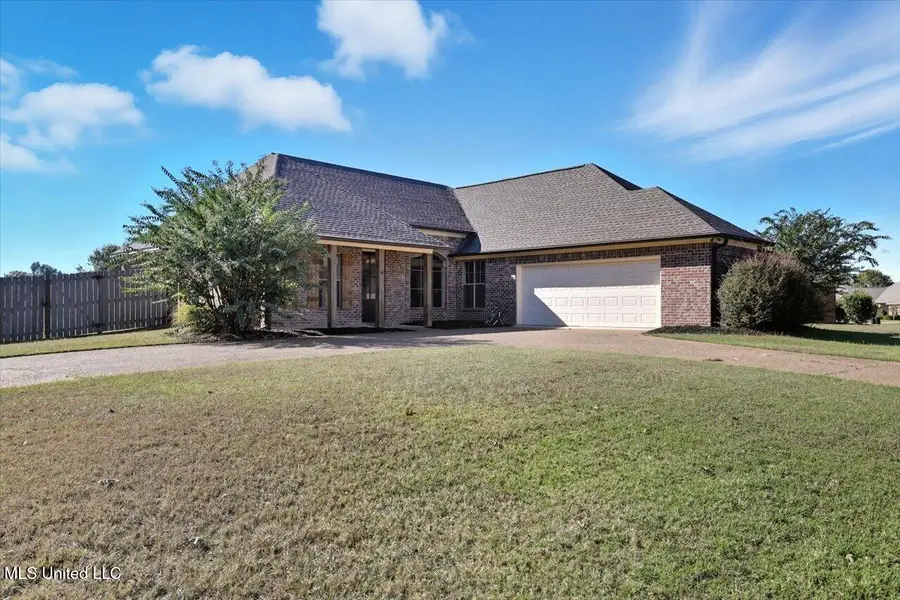 194 Harvey Crossing, Canton, MS 39046 - Image #2