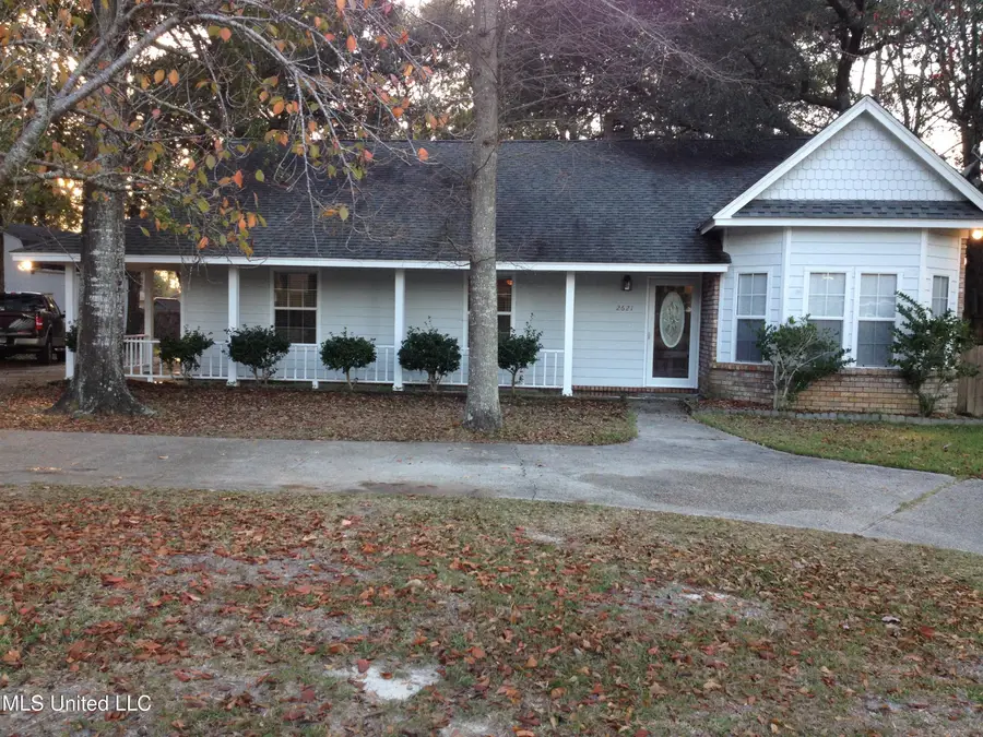 2621 Beachview Drive, Ocean Springs, MS 39564 - Image #2