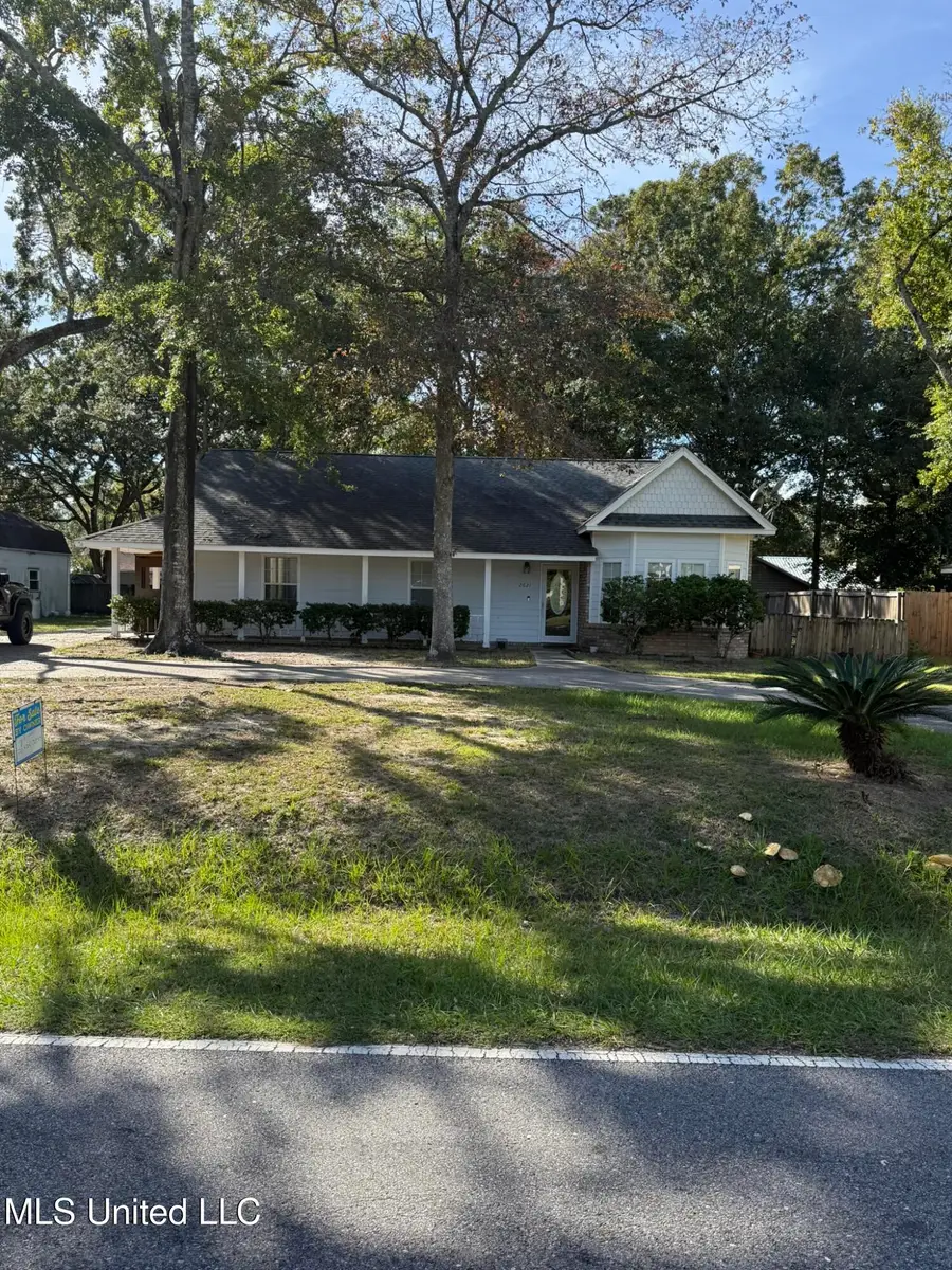 2621 Beachview Drive, Ocean Springs, MS 39564 - Image #3