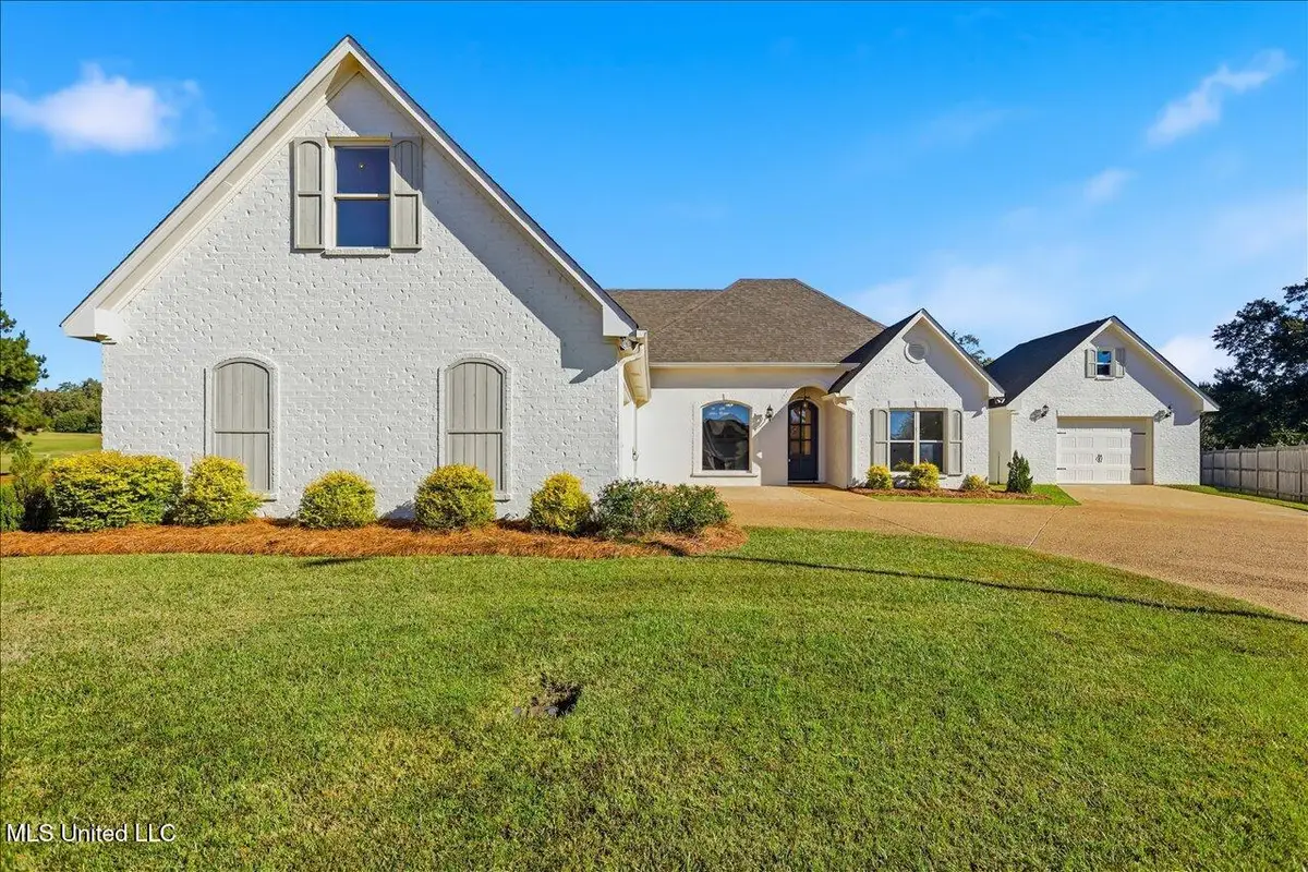 227 Clubview Circle, Pearl, MS 39208 - Image #1