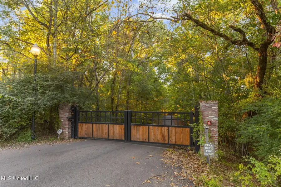 19 Devonshire Way, Flora, MS 39071 - Image #2