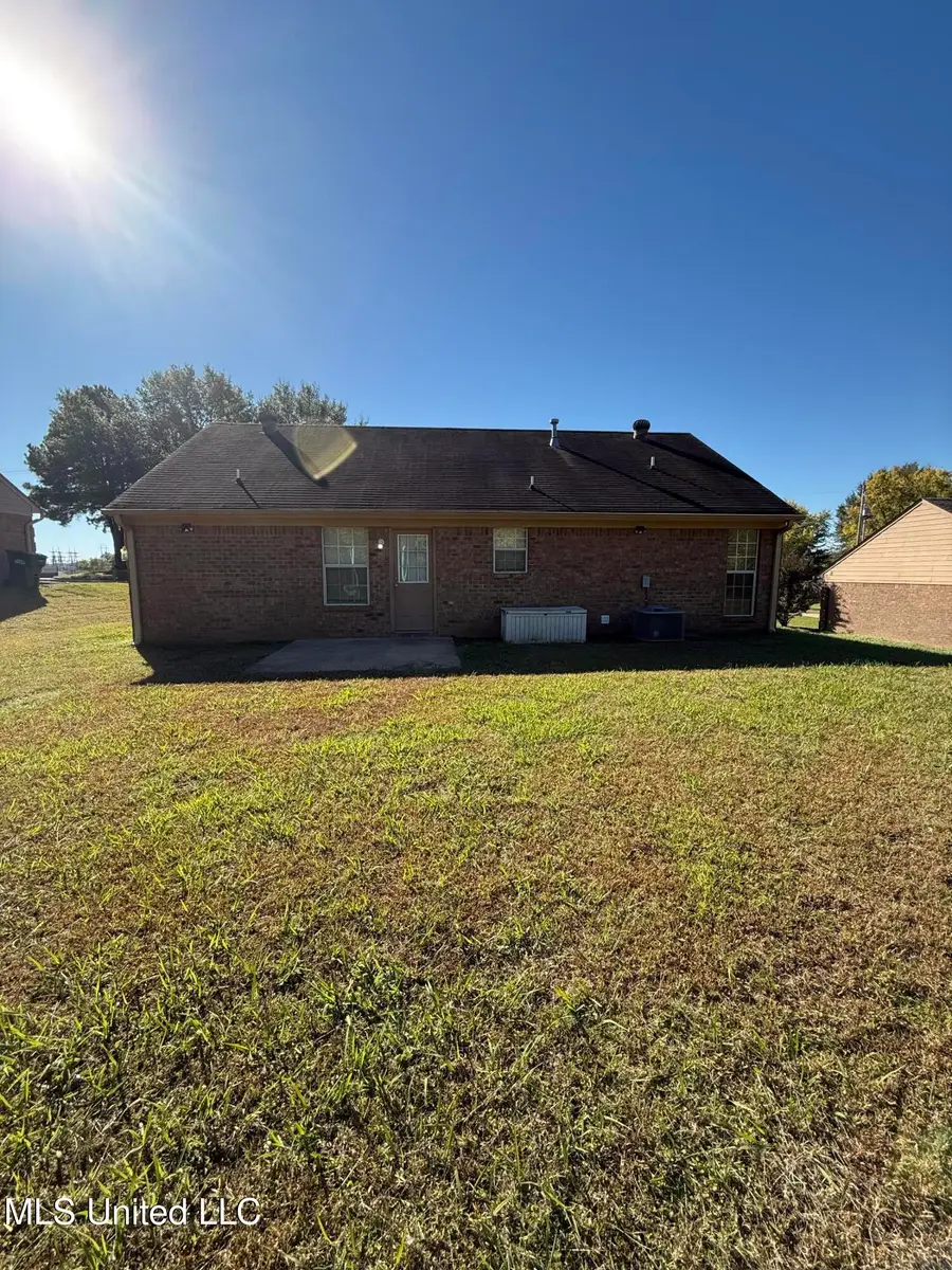 1766 Dorchester Drive, Southaven, MS 38671 - Image #3