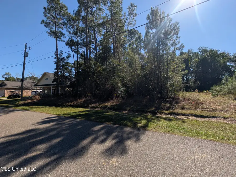 7311 Ieke Circle, Diamondhead, MS 39525 - Image #3