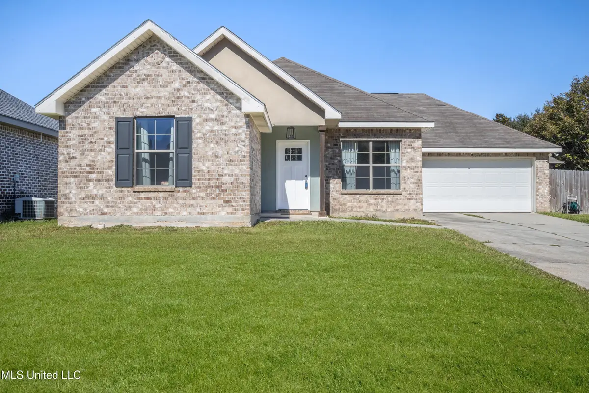 10298 English Manor Drive, Gulfport, MS 39503 - Image #1