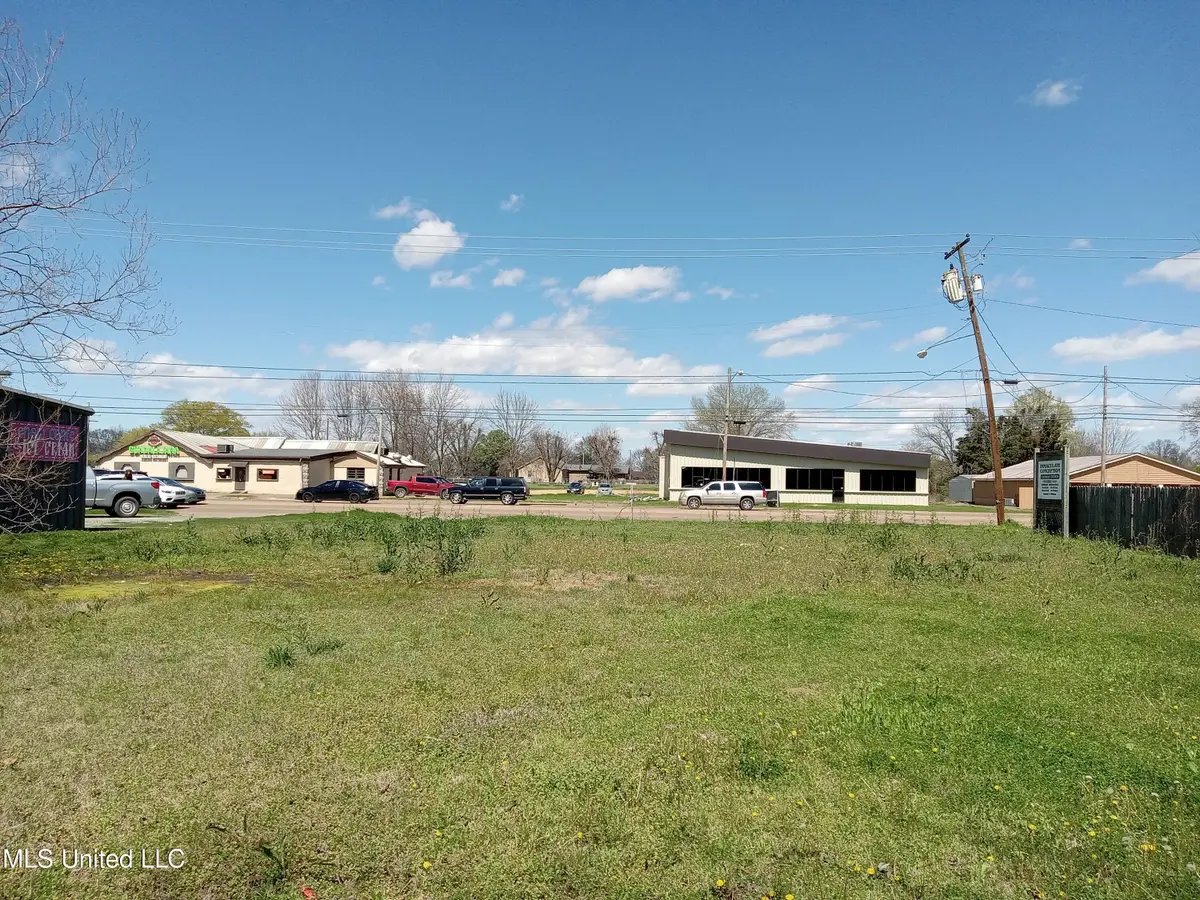 417 W Highway 82, Indianola, MS 38751 - Image #1