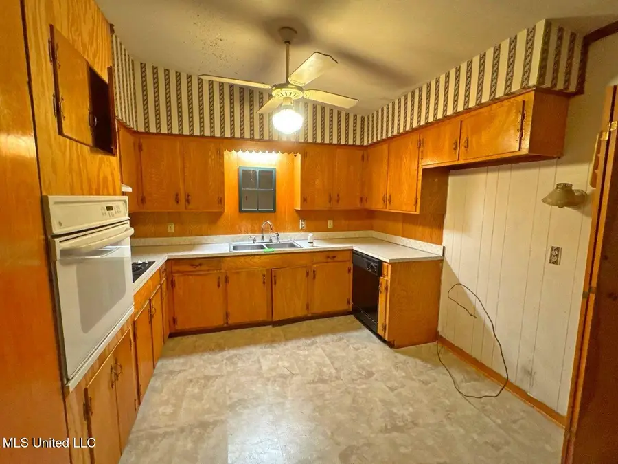 5812 Concord Drive, Jackson, MS 39211 - Image #2