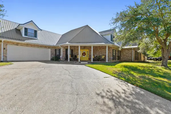 107 Campion Drive, Waveland, MS 39576