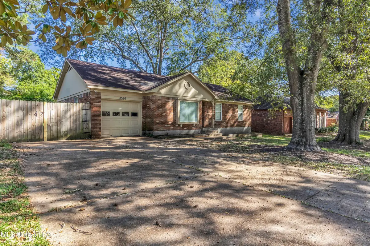 8590 W Cedar Circle, Southaven, MS 38671 - Image #1