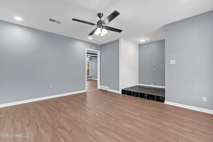 8590 W Cedar Circle, Southaven, MS 38671 - Image #3