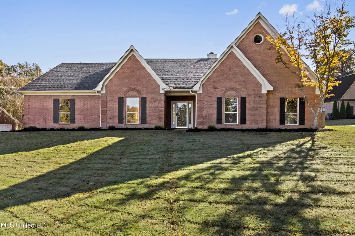 8785 N Robertson Lane, Olive Branch, MS 38654 - Image #1