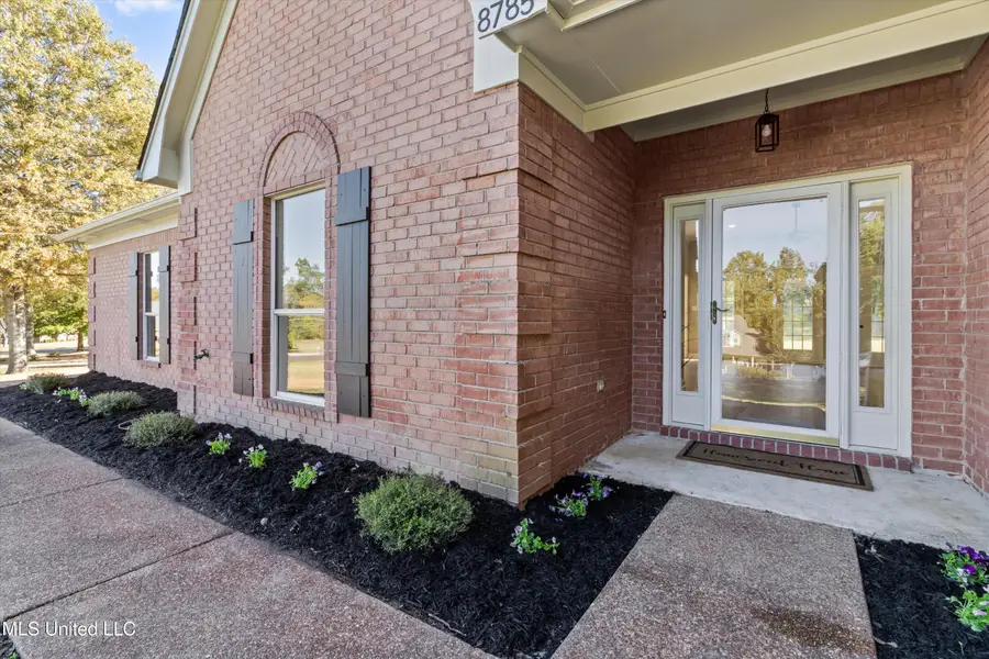8785 N Robertson Lane, Olive Branch, MS 38654 - Image #3