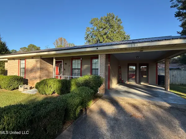 171 Colonial Circle, Magee, MS 39111