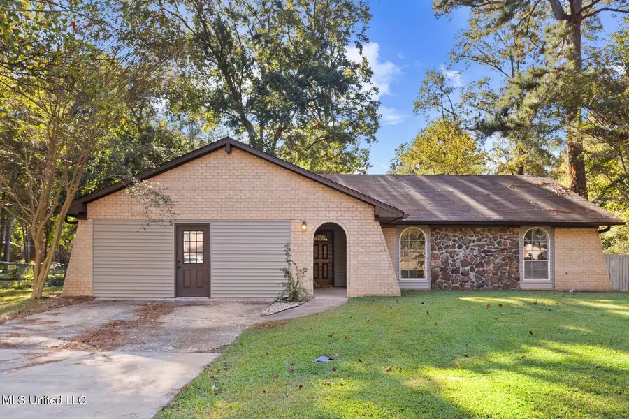 116 Oakhill Place, Brandon, MS 39042 - Image #2
