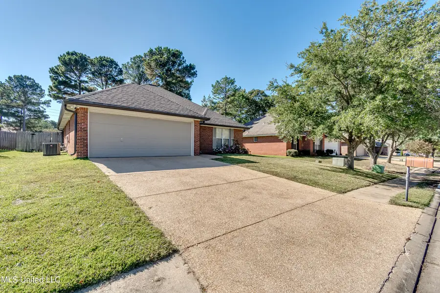 212 Bedford Drive, Brandon, MS 39047 - Image #2