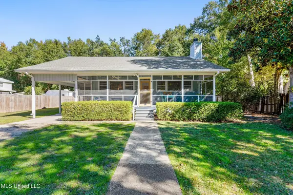 530 Meadow Lane, Waveland, MS 39576