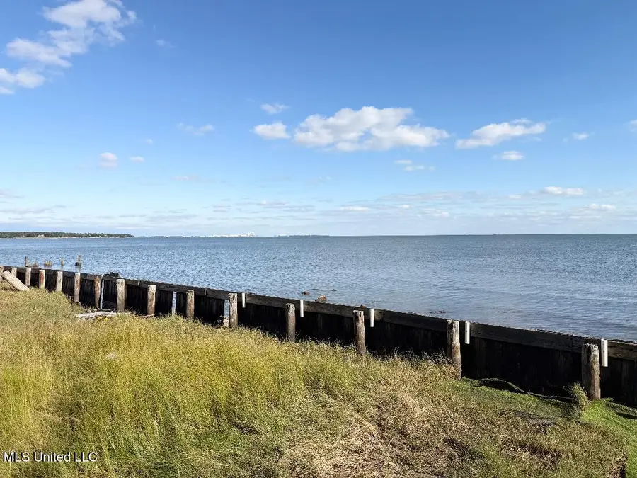 4216 Beach Boulevard, Ocean Springs, MS 39564 - Image #3