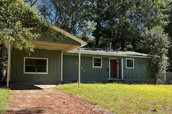 3156 Woodview Drive, Jackson, MS 39212