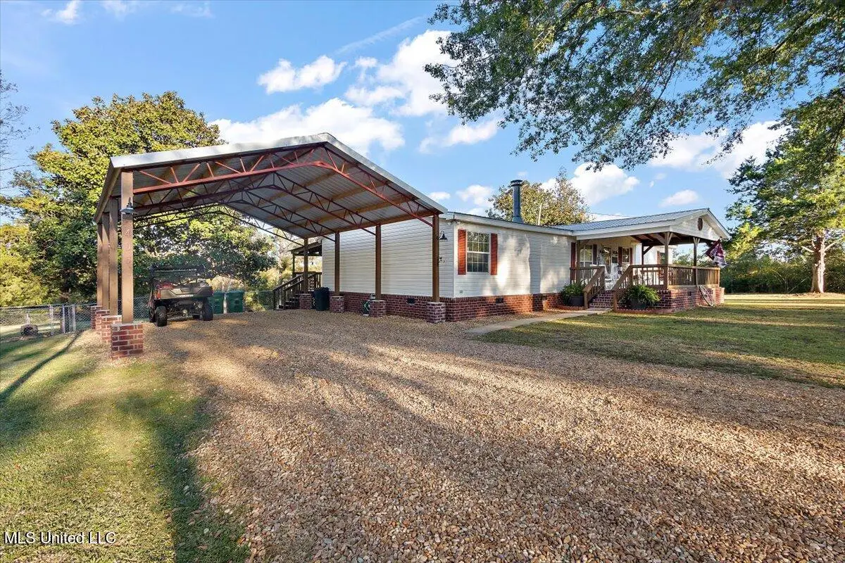 406 Kit Lewis Road, Walnut Grove, MS 39189 - Image #1