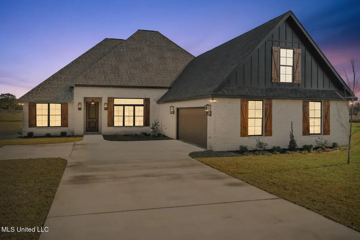 140 Destiny Oaks Drive, Long Beach, MS 39560 - Image #1