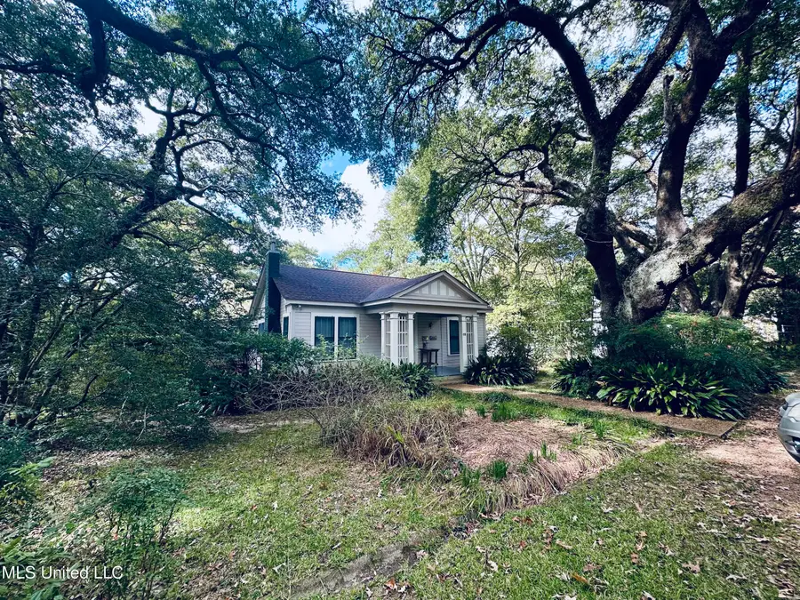 69 Linden Drive, Natchez, MS 39120 - Image #2