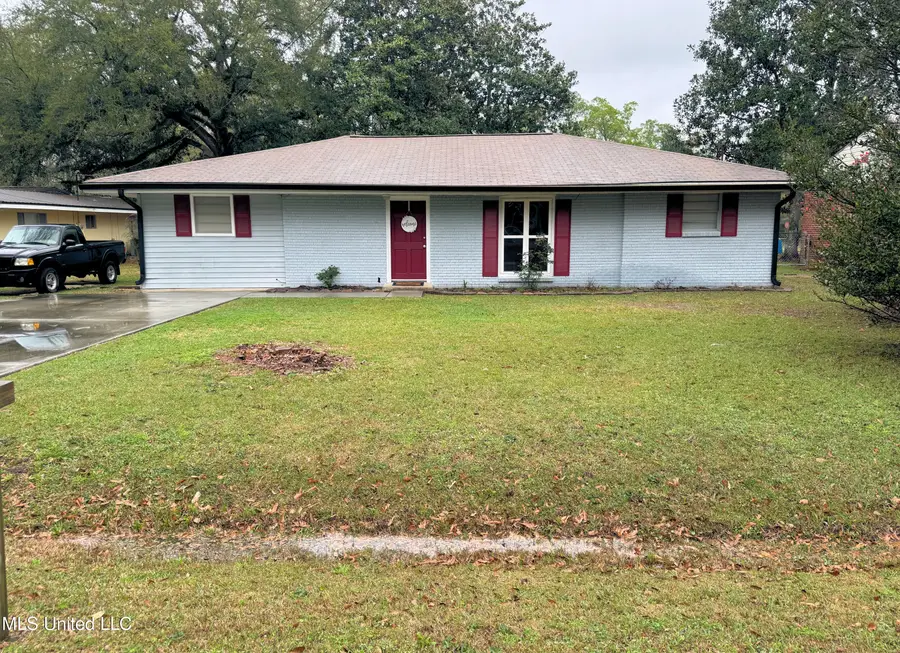 204 S Monroe Avenue, Picayune, MS 39466 - Image #2