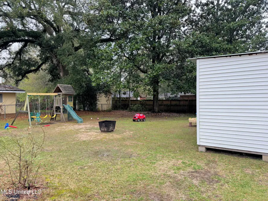 204 S Monroe Avenue, Picayune, MS 39466 - Image #3