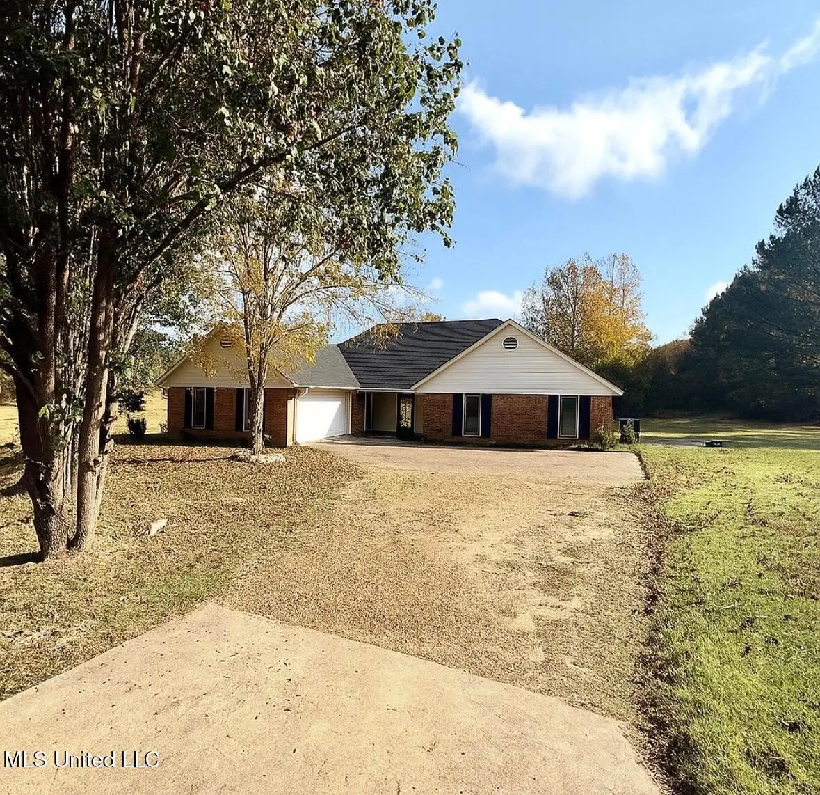 276 Salem Church Rd, Grenada, MS 38901 - Image #1