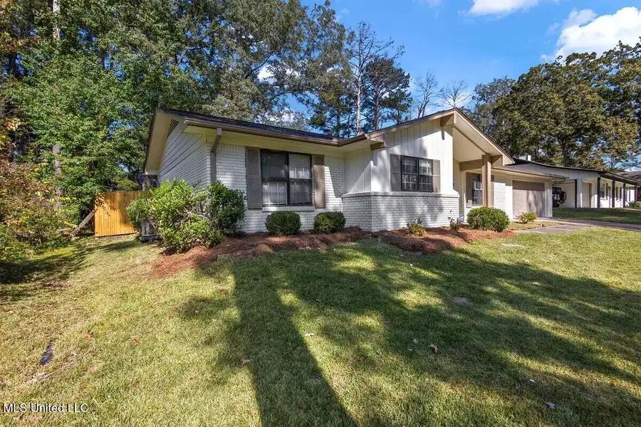 648 Briarcliff Circle, Jackson, MS 39212 - Image #3