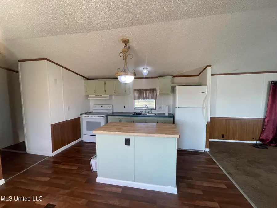 601 Cherry Tree Lane, Coldwater, MS 38618 - Image #3