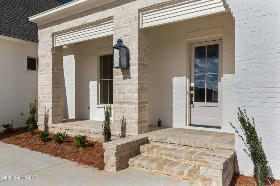 214 Parke Drive, Ridgeland, MS 39157 - Image #2