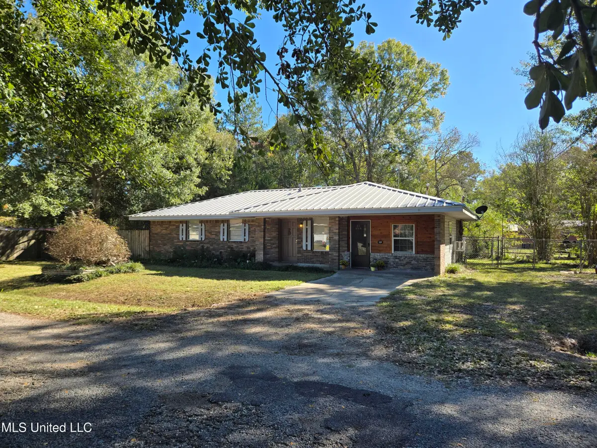 110 Constance Street, Picayune, MS 39466 - Image #1