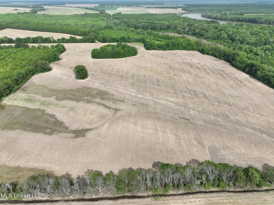 1 Hampton Lake Road, Glendora, MS 38928 - Image #3