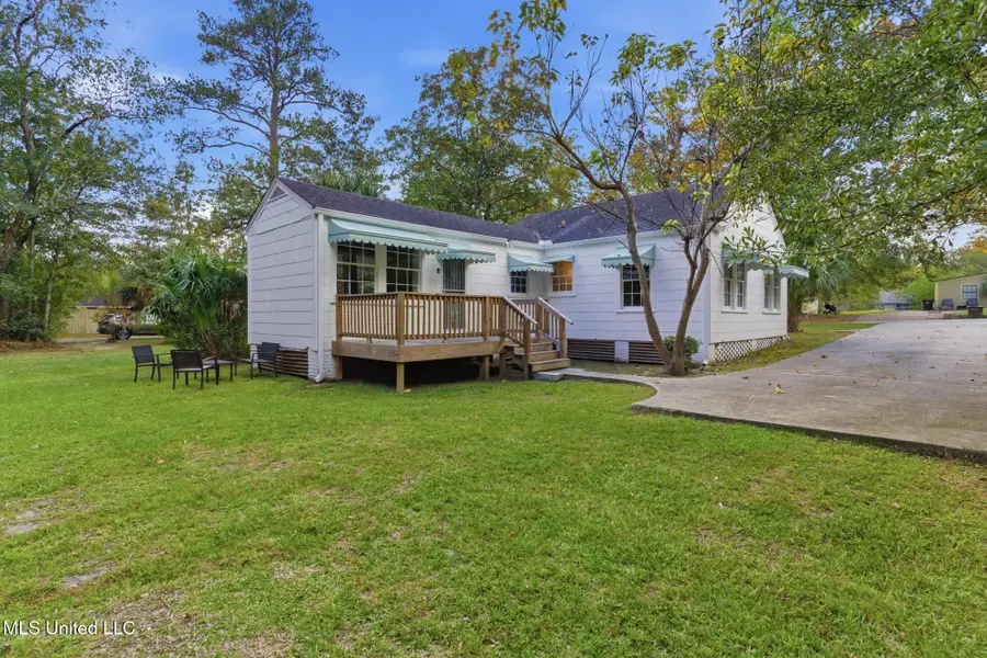 203 Park Avenue, Hattiesburg, MS 39401 - #3