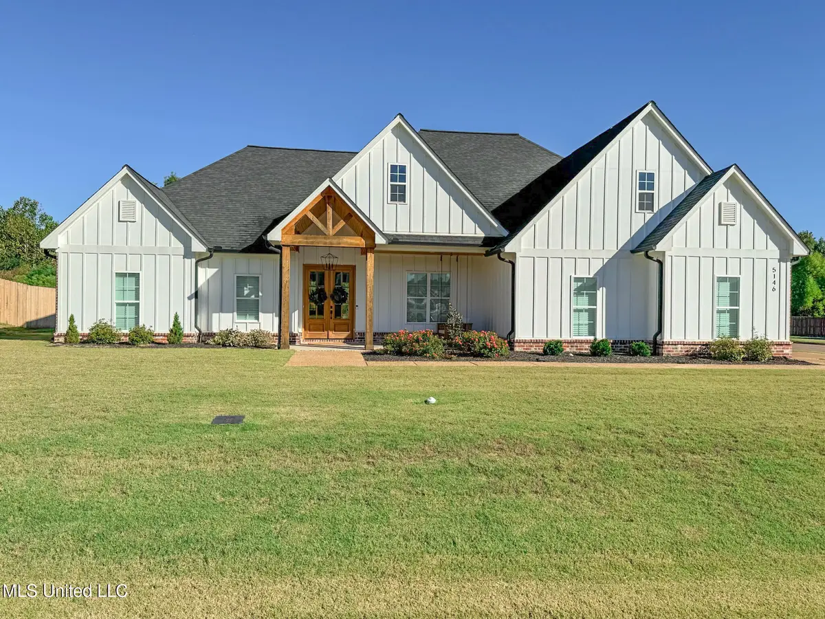 5146 Watson View Drive, Nesbit, MS 38651 - Image #1