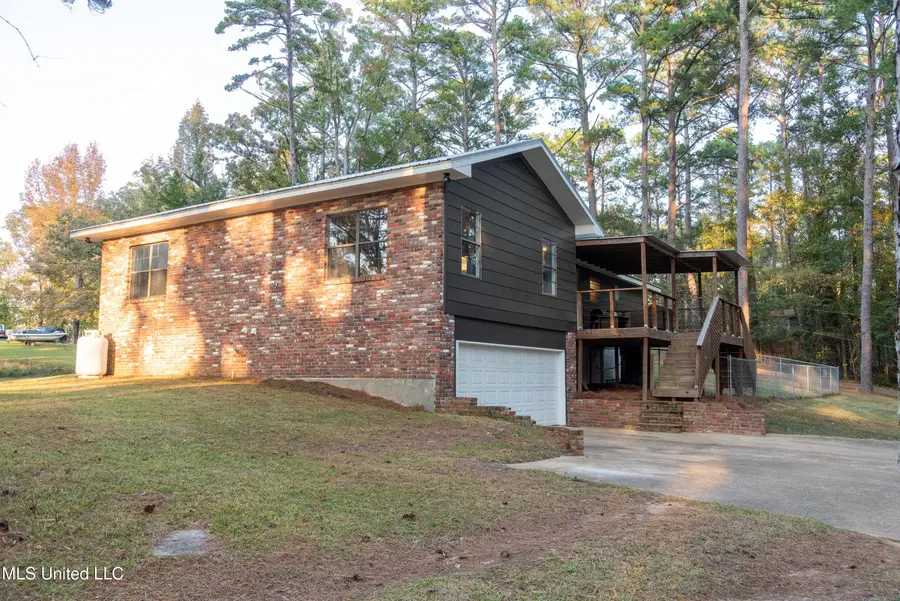 105 Country Club Road, Florence, MS 39073 - Image #3