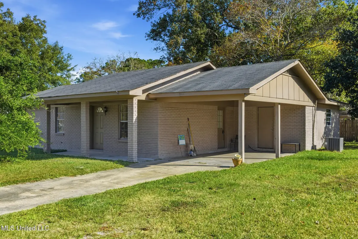 8304 Austeria Street, Moss Point, MS 39562 - Image #1