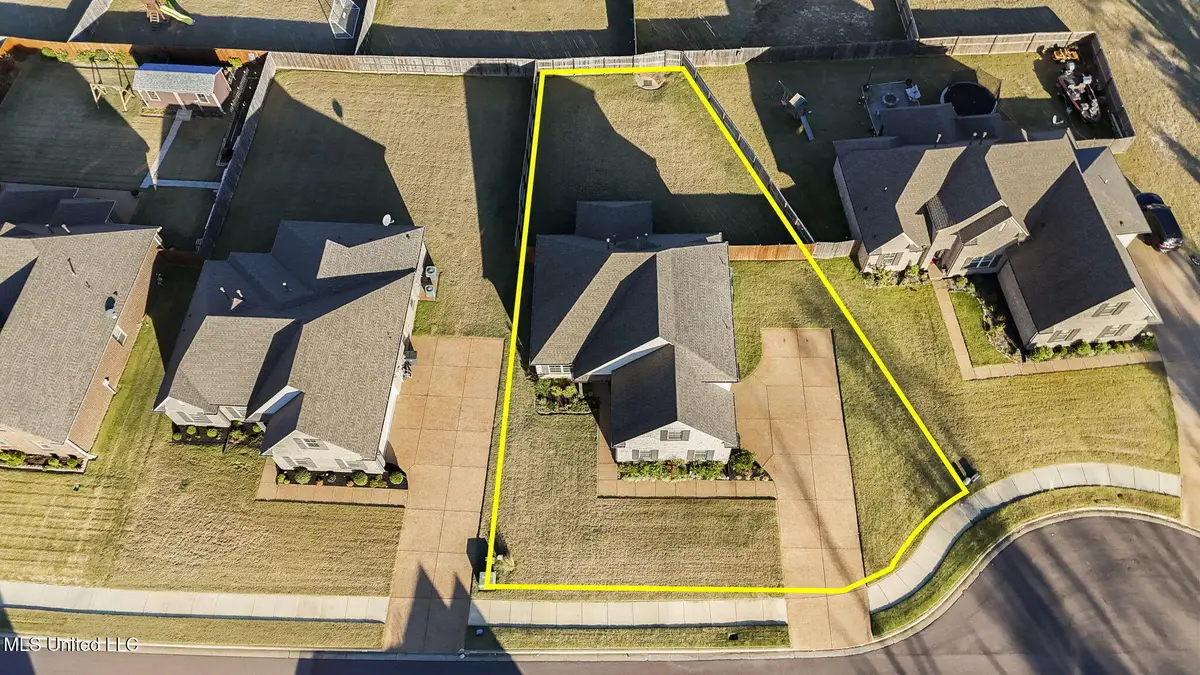 1094 Peggy Cove, Hernando, MS 38632 - Image #1