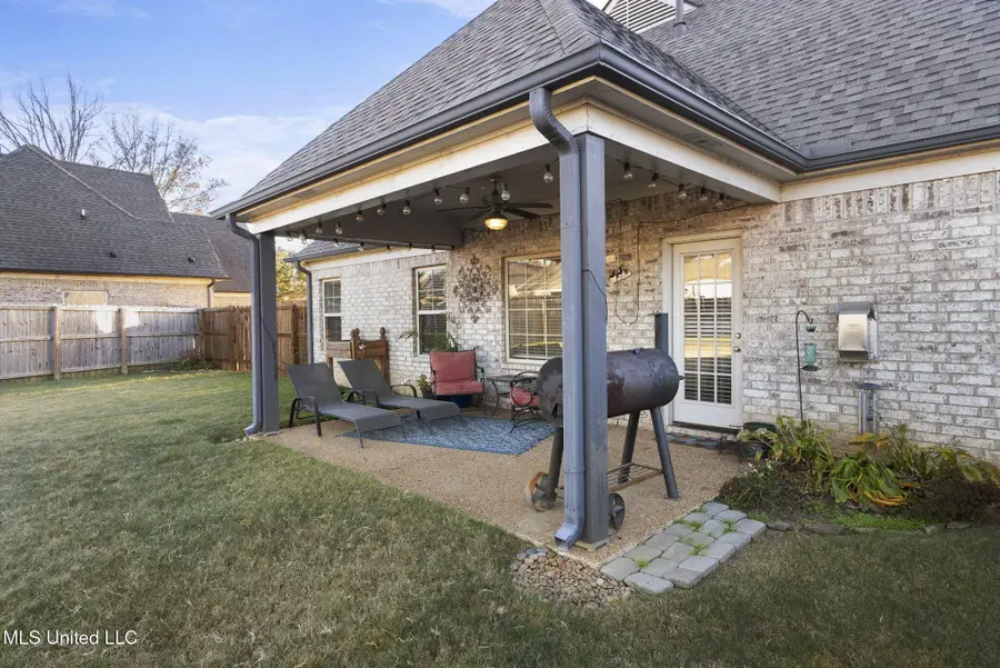 1094 Peggy Cove, Hernando, MS 38632 - Image #2